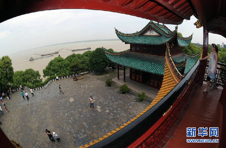 長江中下游“旱澇急轉” 專家解讀極端天氣現象