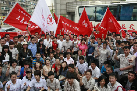 郭明義微博發獻血倡議 全國網友紛紛“力挺”