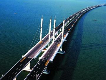 銘記歷史時刻:膠州灣橋隧通車