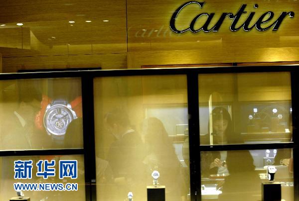 奢侈品是否該降稅? 商務部:促消費應是根本出發點