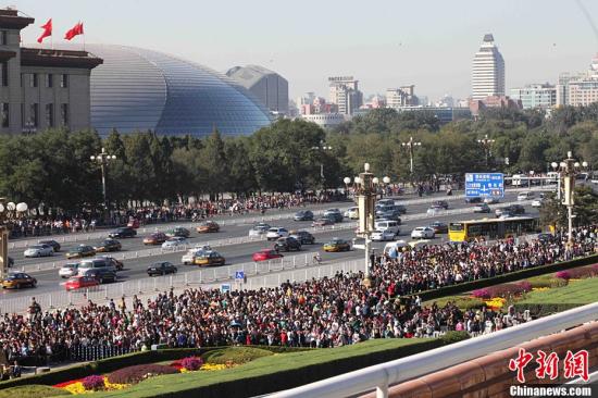 調(diào)查稱(chēng)中國(guó)員工裝病請(qǐng)假普遍 專(zhuān)家稱(chēng)因年假太少