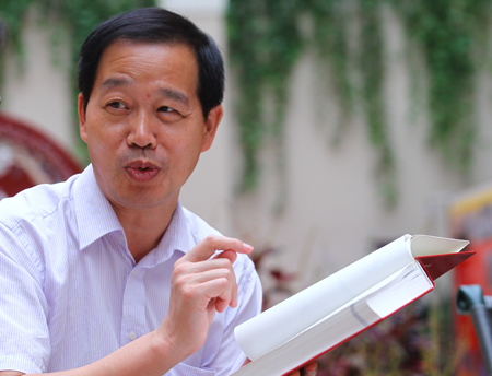 余振球解析過(guò)勞死：工作越忙越不能抽煙