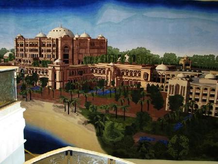 金碧輝煌！40噸黃金打造的八星級酒店