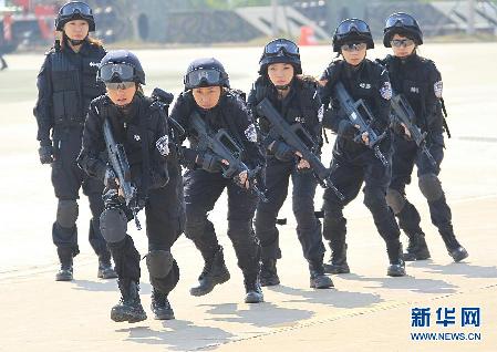 直擊公安特警大練兵