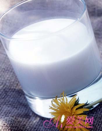 不喝牛奶沒關系 7種食物可替代它