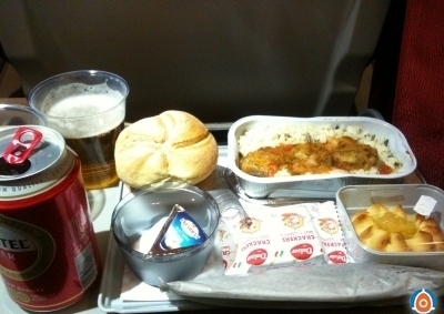 飛機上也有美食！看看各航空公司飛機餐