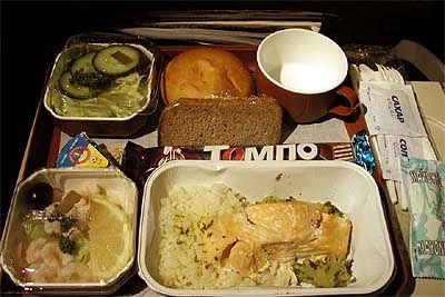 飛機上也有美食！看看各航空公司飛機餐