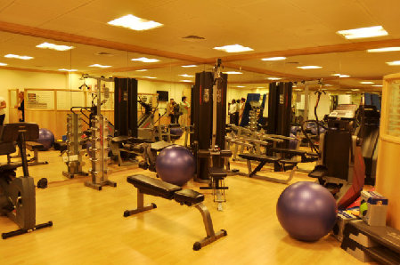 看看迪拜空姐是如何煉成的