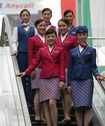 組圖：空姐真實收入支出曝光