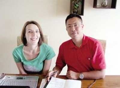 李陽再次家暴！妻子曝光照片