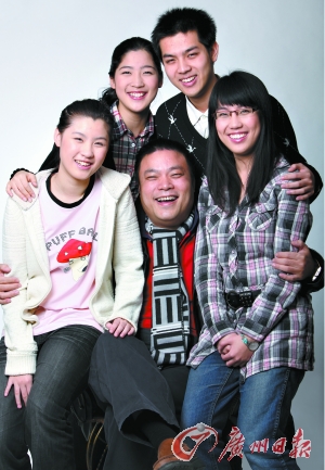 “狼爸”回應(yīng)體罰教育后代：我沒有妖魔化自己