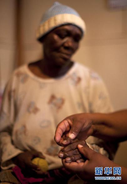 世界艾滋病日:關“艾”,從擁抱開始