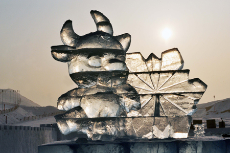 克拉瑪依冰雕慶龍年