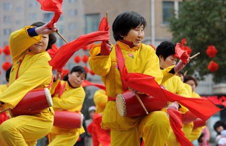 社區鬧元宵 歡樂鄰里情
