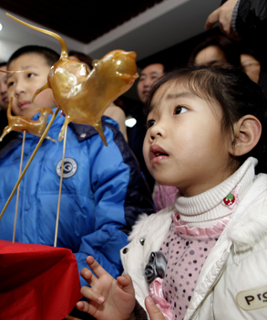 克拉瑪依：逛廟會 過大年