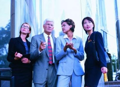 各國白領生存之路:擠地鐵中國并非最恐怖的