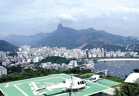 各國(guó)白領(lǐng)生存之路：擠地鐵中國(guó)并非最恐怖的