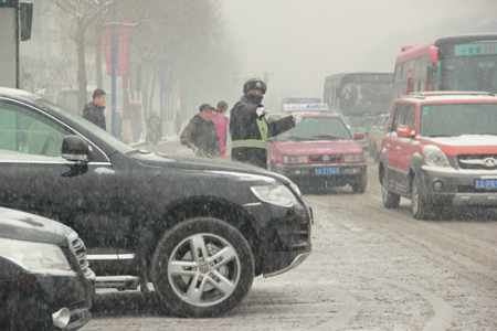 長(zhǎng)春迎來(lái)2012年第一場(chǎng)大雪
