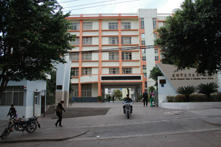 云南東川區把教育當第一民生抓