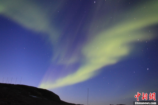 南極中山站再現神奇壯麗的極光