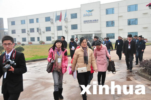 金龍魚武漢工廠舉辦媒體開放日活動