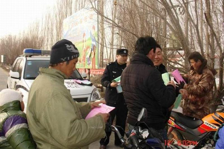 春耕時節 奎屯公安深入農村宣傳“四防”