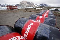 南極與北極十大差異：企鵝北極熊分居兩極