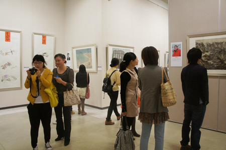 江蘇精品書畫展海南開幕 丹青水墨詮釋中國風