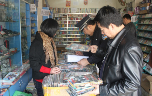 奎屯公安、文化聯(lián)合開(kāi)展“掃黃打非”專(zhuān)項(xiàng)行動(dòng)