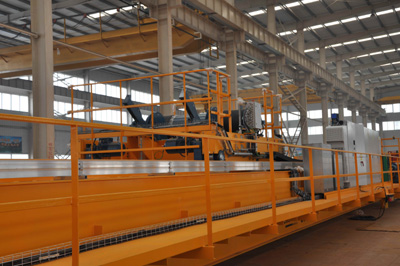 中國首臺智能化全自動高速起重機在山東青州市下線