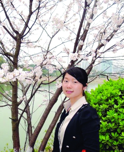 “最美護士”何遙的美麗瞬間 組圖