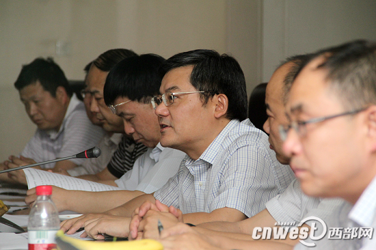 陜西聯通電信日助力傳媒 百名記者體驗3G移動采編