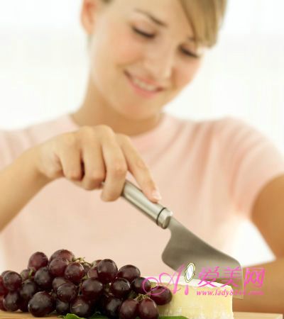 晚餐成一天正餐 大吃大喝小心8種疾病找上你