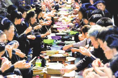 《舌尖上的中國(guó)》一闋純正的田園牧歌