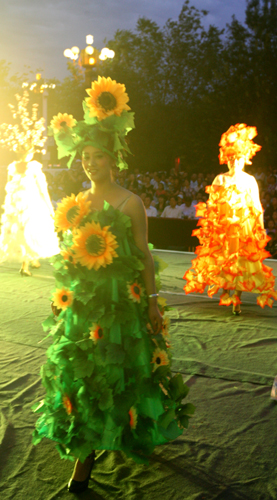 克拉瑪依：環保時裝秀迎接“環境日”