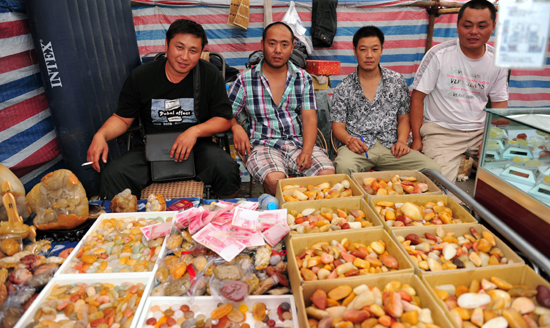 克拉瑪依玉石在烏魯木齊走俏