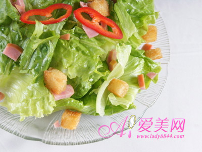 夏天吃什么對皮膚好？推薦10款養顏食品