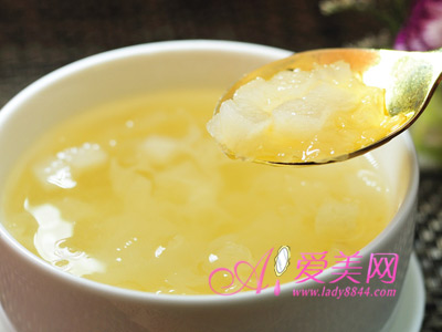 夏天吃什么對皮膚好？推薦10款養(yǎng)顏食品