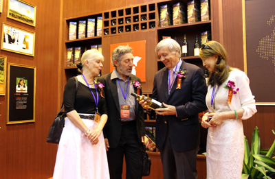 張裕公司舉行創(chuàng)立120周年慶典