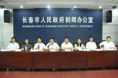 全面實(shí)施教育救助 貧困家庭圓夢(mèng)助學(xué)