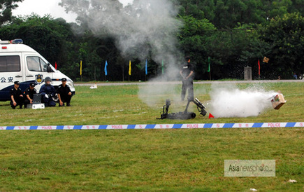 廣東省舉行公安特警應急處突演練