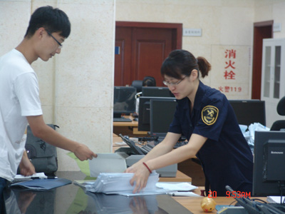 國際航空物流巨頭齊聚鄭州 考察河南航空物流