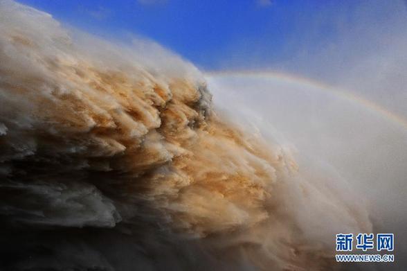 三峽樞紐成功應對成庫以來最大洪峰