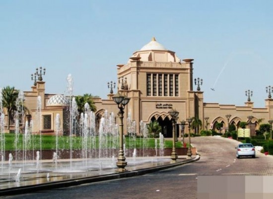 40噸黃金八星級酒店