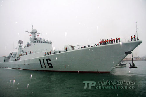 中國海軍國產新一代戰艦密集下水 快速形成戰力