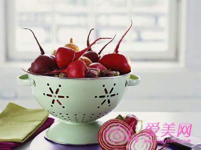 養生:食物抗擊疲勞 擊退上班綜合癥