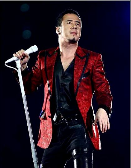 劉歡神曲《喂雞》爆紅 揭那些你