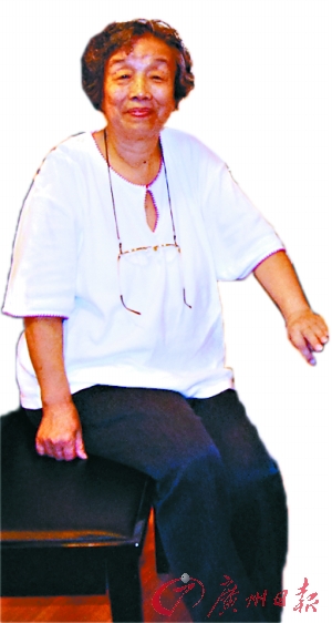 超勵(lì)志！七旬阿婆圓夢(mèng)拿下鋼琴八級(jí)