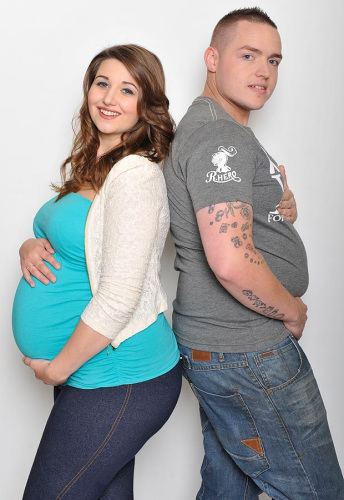 胖狗超重四人抬 懷孕男再獲真愛