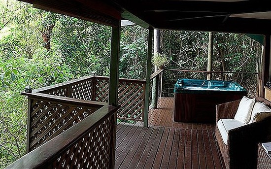 組圖:世界上十大最遙遠賓館 潛水才能到達